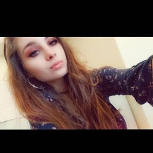 Meet your Posher, Abigail